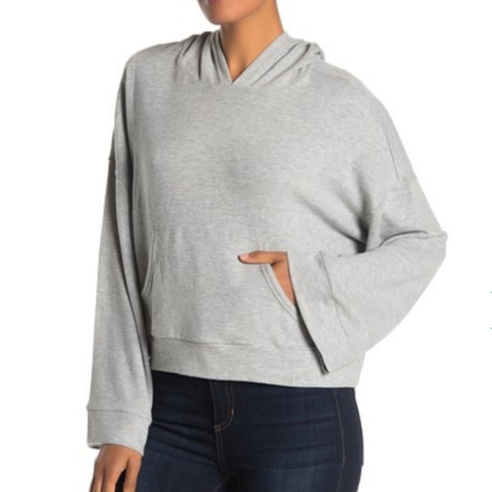 cupcakes and cashmere wide sleeve hoodie